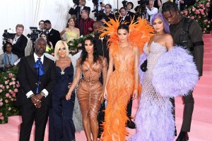 Kim Kardashian West, Kendall Jenner, Kylie Jenner - TheFappeningBlog.com 2.jpg