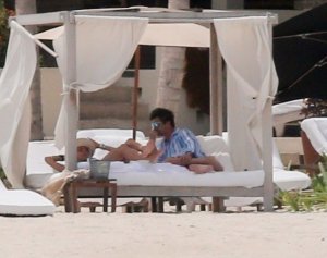 Bethenny Frankel Sexy TheFappeningBlog.com 24.jpg