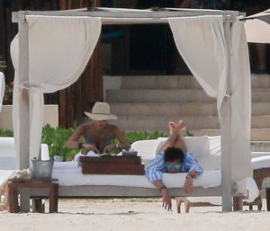 Bethenny Frankel Sexy TheFappeningBlog.com 27.jpg