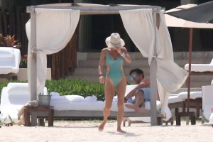 Bethenny Frankel Sexy TheFappeningBlog.com 35.jpg