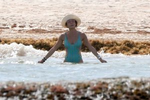 Bethenny Frankel Sexy TheFappeningBlog.com 51.jpg