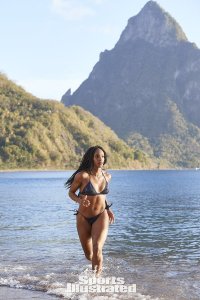 Crystal Dunn Nude & Sexy TheFappeningBlog.com 16.jpg