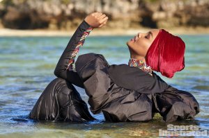 Halima Aden Sexy TheFappeningBlog.com 21.jpg