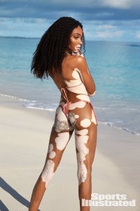 Winnie Harlow Nude & Sexy TheFappeningBlog.com 4.jpg