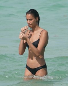 Chantal Monaghan Sexy TheFappeningBlog.com 6.jpg