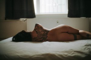 Ney Riven  Nude TheFappeningBlog.com 10.jpg