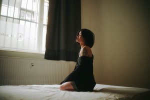 Ney Riven  Nude TheFappeningBlog.com 12.jpg