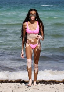 Winnie Harlow, Danielle Herrington, Jasmine Sanders Sexy TheFappeningBlog.com 35.jpg