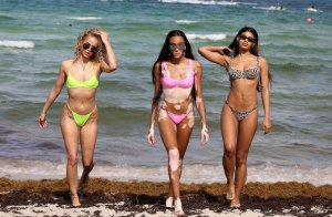 Winnie Harlow, Danielle Herrington, Jasmine Sanders Sexy TheFappeningBlog.com 49.jpg