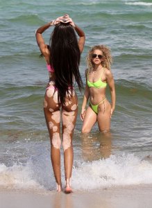 Winnie Harlow, Danielle Herrington, Jasmine Sanders Sexy TheFappeningBlog.com 79.jpg