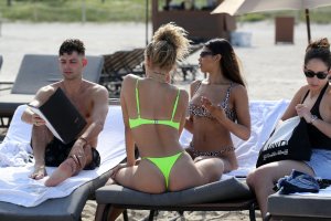 Winnie Harlow, Danielle Herrington, Jasmine Sanders Sexy TheFappeningBlog.com 120.jpg