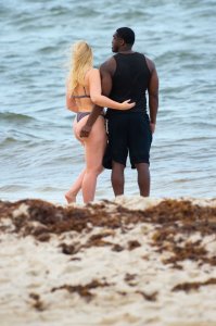 Iskra Lawrence Sexy TheFappeningBlog.com 45.jpg
