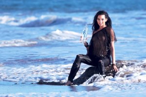 Amanda Geores See Through-Photos-21.jpg