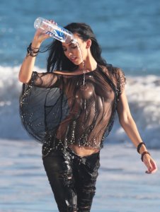 Amanda Geores See Through-Photos-30.jpg