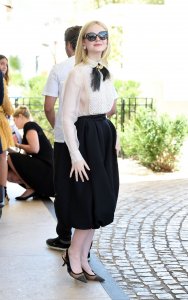 Elle Fanning Sexy - TheFappeningBlog.com 4.jpg