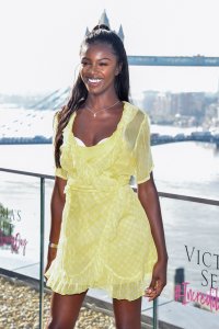 Leomie Anderson Sexy TheFappeningBlog.com 8.jpg