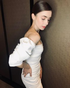 Lily Collins TheFappeningBlog.com 1.jpg