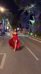 Isabeli Fontana Sexy TheFappeningBlog.com 10.jpg