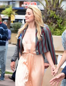 Amber Heard Sexy TheFappeningBlog.com 2.jpg