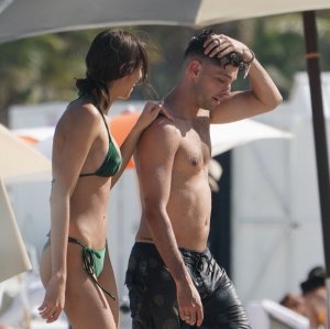 Yasmin Wijnaldum Sexy TheFappeningBlog.com 9.jpg