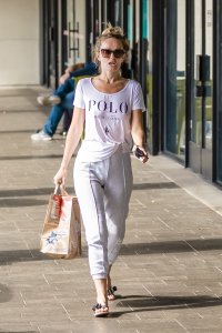 Hayley Roberts Sexy Braless TheFappeningBlog.com 3.jpg