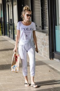 Hayley Roberts Sexy Braless TheFappeningBlog.com 18.jpg