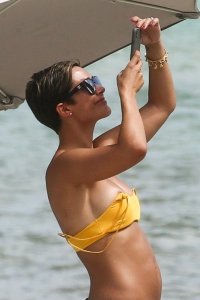 Frankie Bridge Nip Slip Nude & Sexy TheFappeningBlog.com 29.jpg