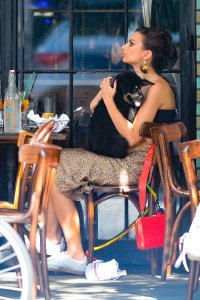 Emily Ratajkowski Sexy TheFappeningBlog.com 2.jpg