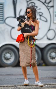 Emily Ratajkowski Sexy TheFappeningBlog.com 30.jpg