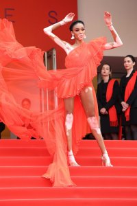 Winnie Harlow Sexy TheFappeningBlog.com 16.jpg