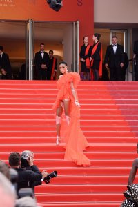 Winnie Harlow Sexy Cannes TheFappeningBlog.com 16.jpg