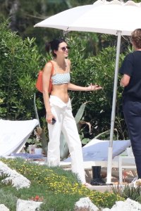 Kendall Jenner Sexy TheFappeningBlog.com 145.JPG