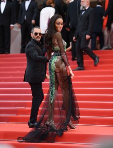 Winnie Harlow Sexy TheFappeningBlog.com 6.jpg
