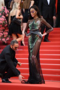 Winnie Harlow Sexy TheFappeningBlog.com 8.jpg