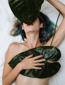 Carly Foulkes Nude9.jpg