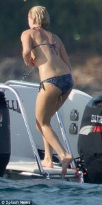Jennifer Lawrence in a Bikini-14.jpg