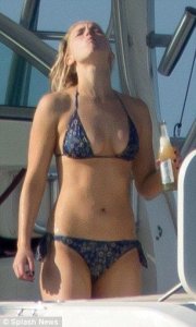 Jennifer Lawrence in a Bikini-24.jpg
