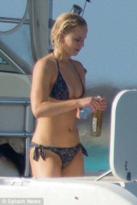 Jennifer Lawrence in a Bikini-26.jpg