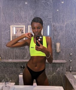 Leomie Anderson Nude & Sexy TheFappeningBlog.com 2.jpg