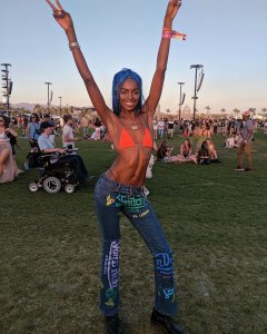 Leomie Anderson Nude & Sexy TheFappeningBlog.com 3.jpg