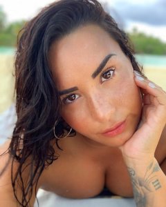 Demi Lovato TheFappeningBlog.com 0.jpg
