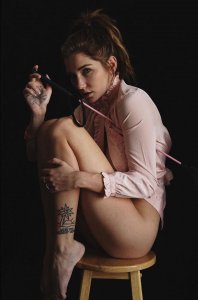 Skye Blue Nude TheFappeningBlog.com 5.jpg