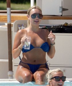 Amber Turner Sexy TheFappeningBlog.com 10.jpg