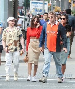 Emily Ratajkowski Sexy new TheFappeningBlog.com 6.jpg