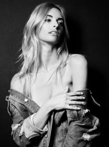 Elisabeth Giolito See Through & Sexy Nude TheFappeningBlog.com 6.jpg