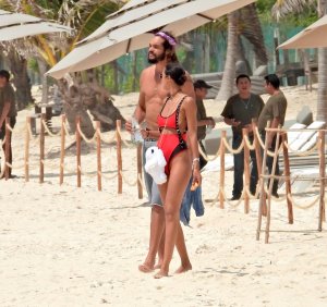 Lais Ribeiro Sexy TheFappeningBlog.com 10.jpg