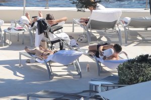 Charelle Schriek Sexy TheFappeningBlog.com 3.jpg