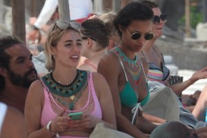 Lais Ribeiro Sexy TheFappeningBlog.com 17.jpg