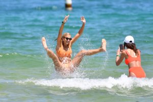 Sabina Gadecki, Ubah Hassan Sexy TheFappeningBlog.com 9.JPG