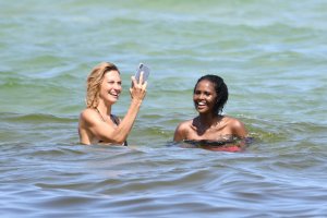 Sabina Gadecki, Ubah Hassan Sexy TheFappeningBlog.com 25.JPG